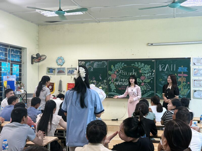 [BẢN TIN THPT NGUYỄN CÔNG HOAN – HƯNG YÊN] 📌 HỘI NGHỊ CHA MẸ HỌC SINH ĐẦU NĂM HỌC 2025 – 2026