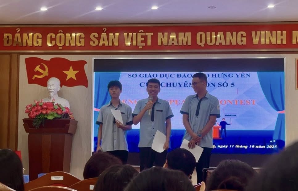 🗣️ HỌC SINH TRƯỜNG THPT NGUYỄN CÔNG HOAN THAM GIA SINH HOẠT CỤM CHUYÊN MÔN MÔN TIẾNG ANH 🏫